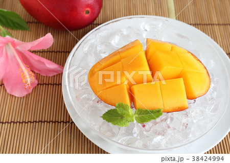 完熟マンゴー 完熟マンゴー 38424994