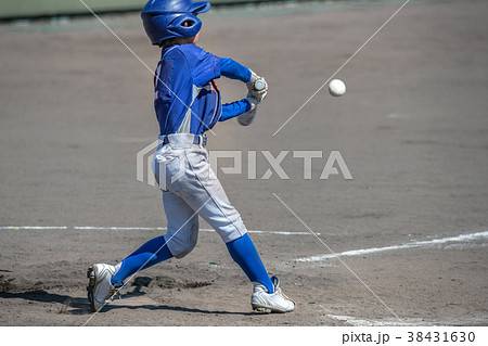 少年野球試合風景 38431630