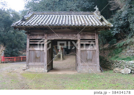 【四国八十八ヶ所】第十八番　恩山寺の仁王門　徳島県小松島市 38434178