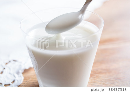 ヨーグルト ヨーグルト 38437513