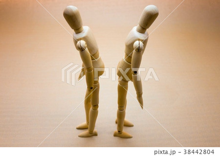 デッサン人形　別れ 38442804