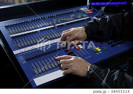 照明 照明技師 劇場 映画館 技師 照明さん 照明 照明技師 劇場 映画館 技師 照明さん 38455214