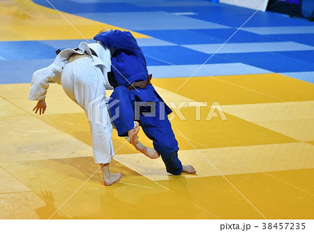 Girls compete in Judo 38457235