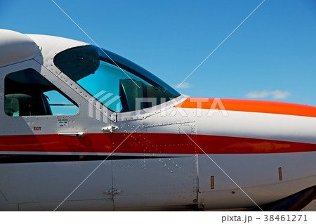 parking in the airport window of little popular   38461271