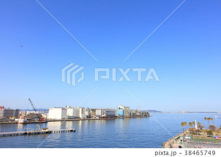 博多港・ベイサイド（快晴・青空）_福岡県福岡市 38465749