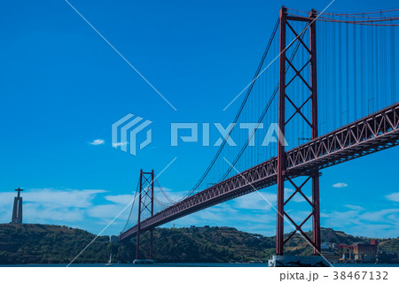 リスボンの4月25日橋 リスボンの4月25日橋 38467132