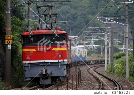 山陽本線 瀬野～八本松（セノハチ）を走るEF67 (3) 38468225