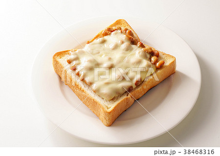 納豆トースト 38468316