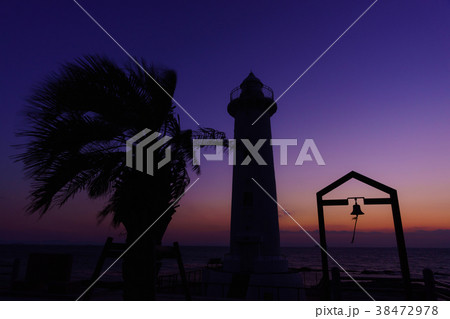 野間灯台の夕暮れ 野間灯台の夕暮れ 38472978