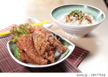 fried pork fried pork 38477638