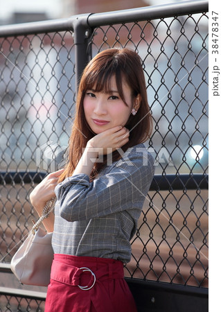 女性のポートレート 38478347