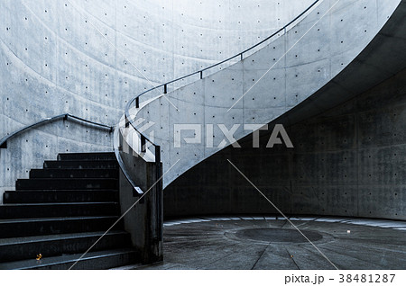 兵庫県立美術館 38481287