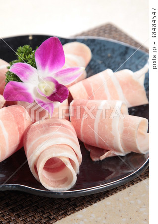 raw pork raw pork 38484547