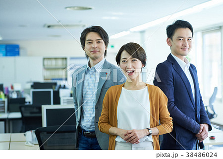 ビジネスシーン ビジネスシーン 38486024