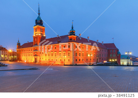 Warsaw. Royal Square. Warsaw. Royal Square. 38491125