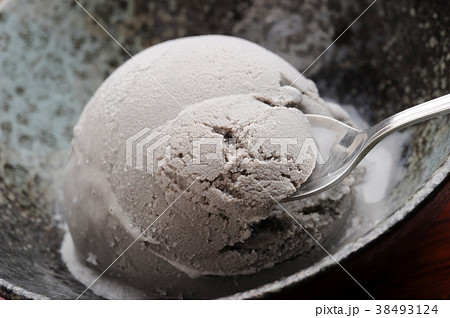 黒ごまアイス デザート 黒ごまアイス デザート 38493124