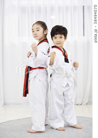 男 男性 男の子 38494070