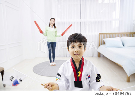 息子 ママ 母 38494765