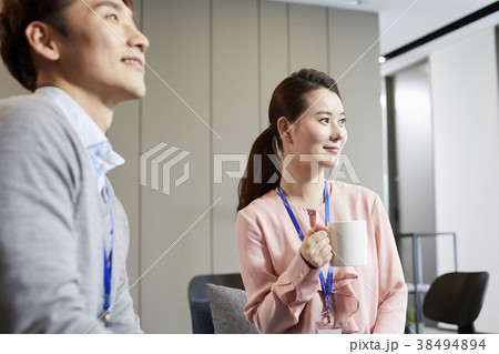 笑顔 微笑 微笑み 38494894