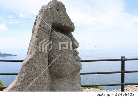 新島 石山展望台 モヤイ像1 38496408