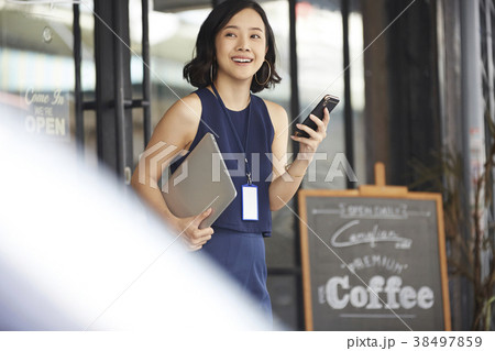 女性 ビジネス カフェ 女性 ビジネス カフェ 38497859