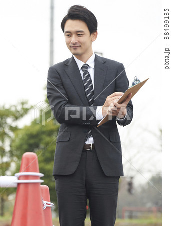 自動車教習所の教官 38499135
