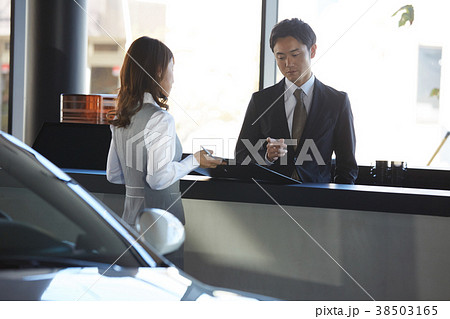 自動車ディーラー 社員 男女 自動車ディーラー 社員 男女 38503165