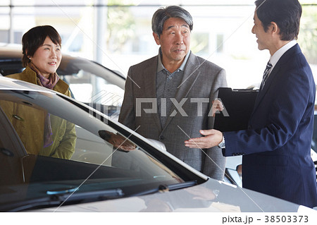 自動車ディーラー シニア 夫婦 自動車ディーラー シニア 夫婦 38503373