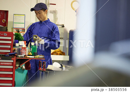 自動車整備　工場　整備士 38503556
