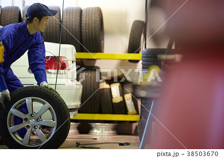 自動車整備　ドック　整備士 38503670
