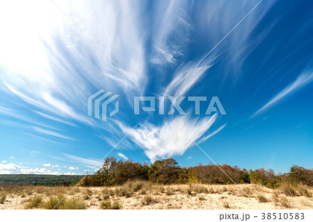 Seascape with dramatic blue sky and clouds Seascape with dramatic blue sky and clouds 38510583