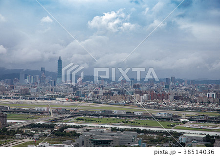 拡がり 幅広い 広い 38514036