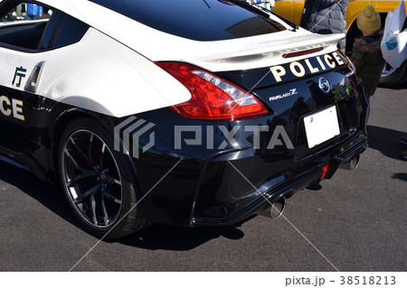 警視庁高速道路交通警察隊のフェアレディ Z NISMO  38518213