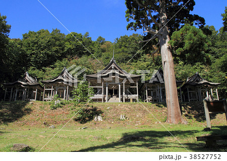 国指定重要文化財　赤神神社五社堂　男鹿市 38527752