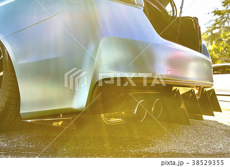 Dual exhaust on a custom car with light leaks Dual exhaust on a custom car with light leaks 38529355