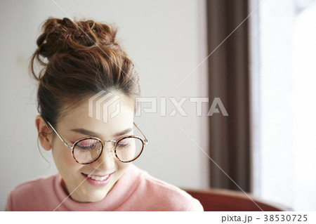 女性 リラックス 女性 リラックス 38530725
