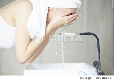 女性　ビューティーイメージ 38530854