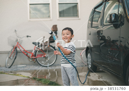 4 years old 38531760