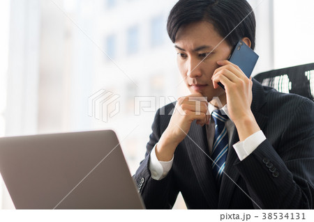 ビジネスマン ビジネスマン 38534131