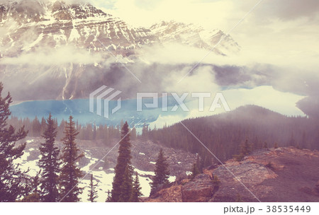 Peyto lake 38535449