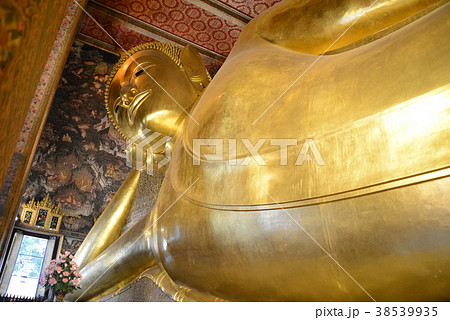 タイ　寺院　ワット・ポーの大寝釈迦仏 38539935