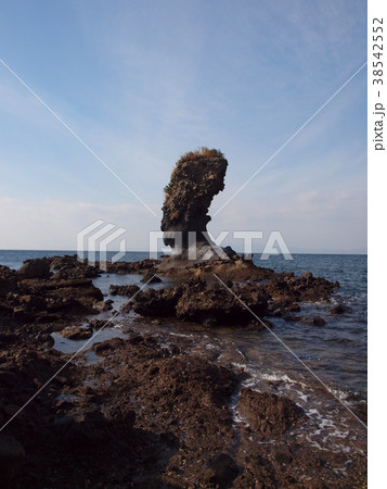 長崎　島原半島　奇岩・両子岩 38542552