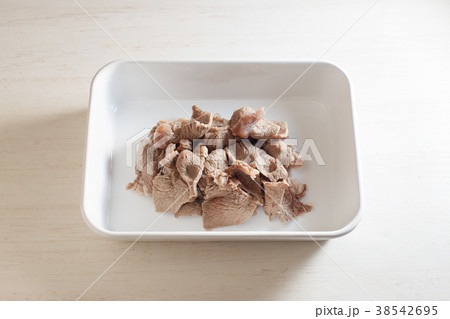 牛すじ肉（下処理） 38542695