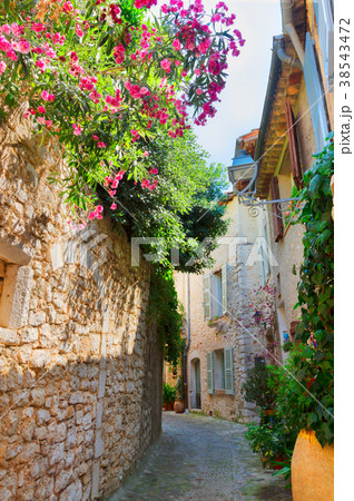 beautiful old town of Provence 38543472