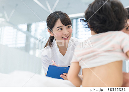 小児科　医療イメージ 38555321