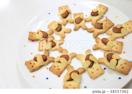 クマさんクッキー クマさんクッキー 38557362