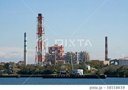扇島の製鉄所の建物 扇島の製鉄所の建物 38558639