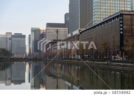 帝国劇場前　日比谷通りとお濠 38558992