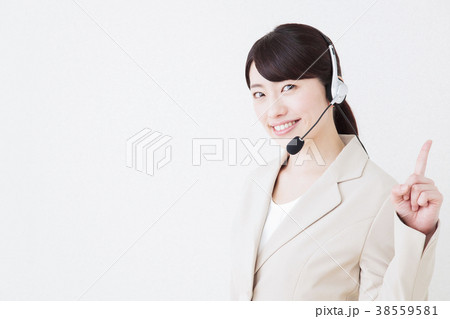 ビジネス 女性 ビジネスマン 白バック ビジネス 女性 ビジネスマン 白バック 38559581
