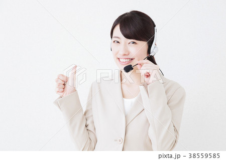 ビジネス 女性 ビジネスマン 白バック ビジネス 女性 ビジネスマン 白バック 38559585